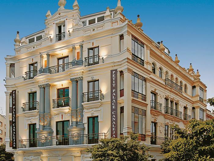 Hotel Petit Palace Canalejas - Bild 1