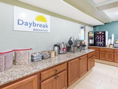 Hotel Days Inn by Wyndham West Des Moines - Bild 5