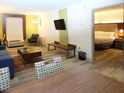 Hotel Holiday Inn Express & Suites Newport News - Bild 3