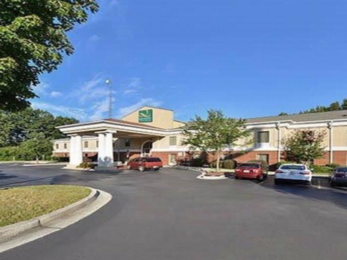 Hotel Quality Inn & Suites Decatur - Atlanta East - Bild 1