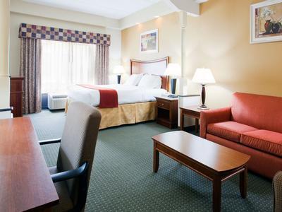 Hotel Holiday Inn Express & Suites Fayetteville-Ft. Bragg - Bild 5