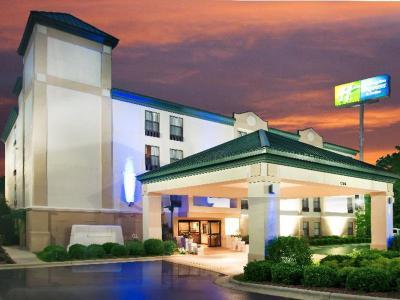 Hotel Holiday Inn Express & Suites Fayetteville-Ft. Bragg - Bild 3