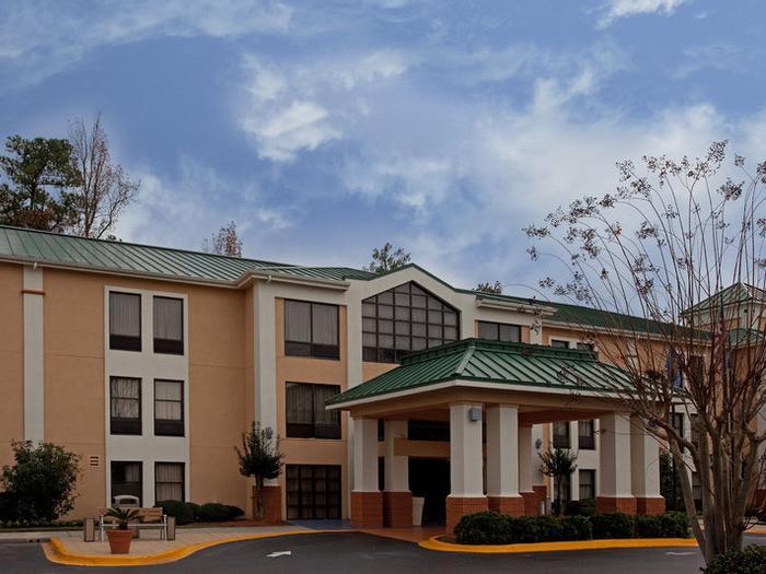 Lexington Inn And Suites - Bild 1