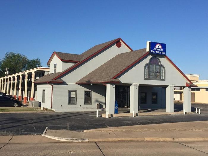 Americas Best Value Inn Norman/University of Oklahoma - Bild 1