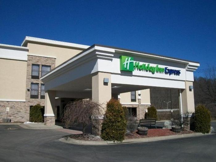 Holiday Inn Express Painted Post - Corning Area - Bild 1