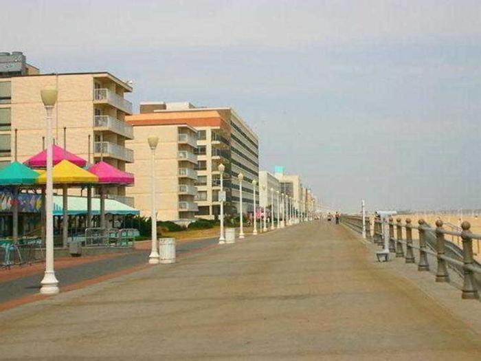 Hotel SpringHill Suites by Marriott Virginia Beach Oceanfront - Bild 1