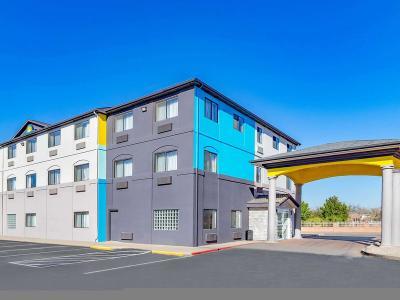 Hotel Days Inn by Wyndham Bernalillo - Bild 4