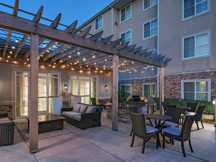 Hotel Homewood Suites by Hilton College Station - Bild 1