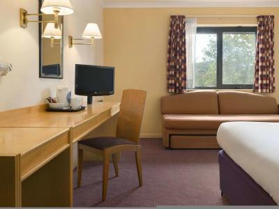 Hotel Days Inn by Wyndham Taunton - Bild 5