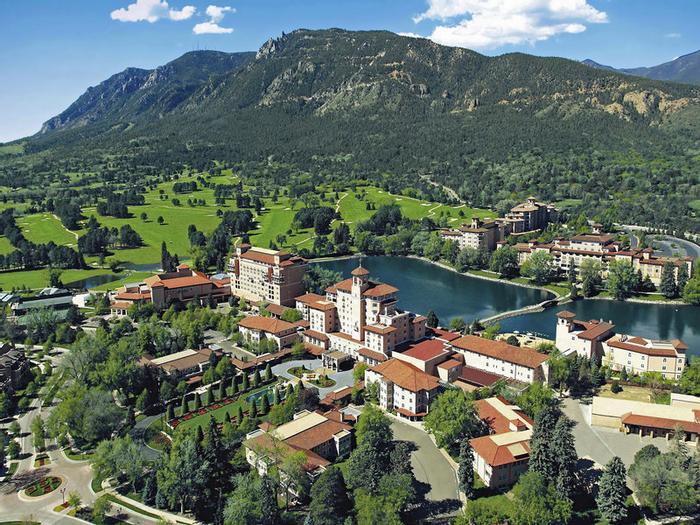 The Broadmoor - Bild 1