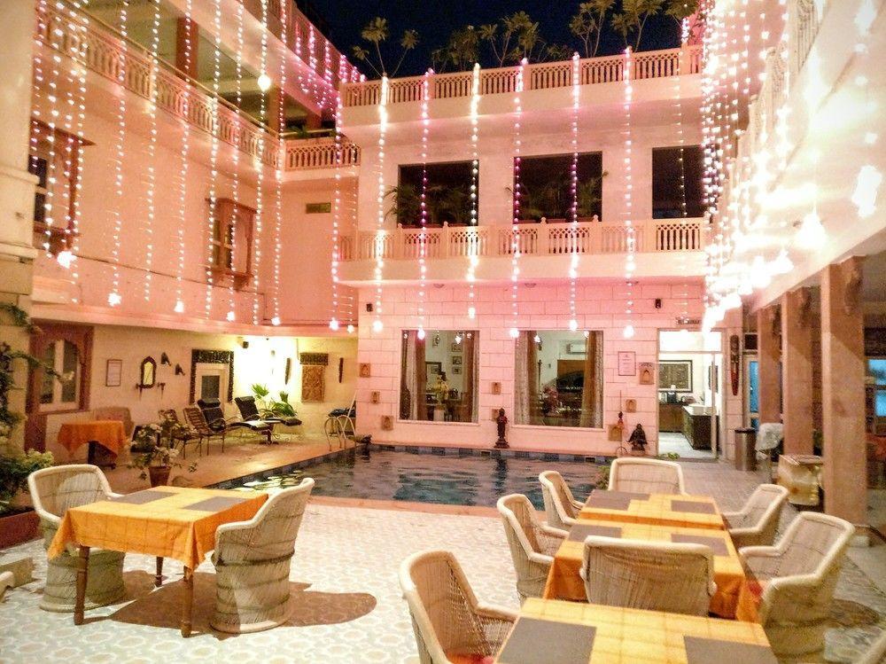 Hotel Suryaa Villa - Bild 1