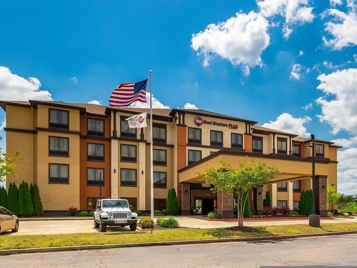 Best Western Plus Tupelo Inn & Suites - Bild 1