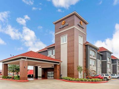Hotel La Quinta Inn & Suites by Wyndham Orange - Bild 2