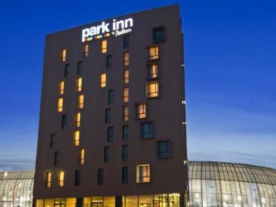Hotel Park Inn by Radisson Lille Grand Stade - Bild 3