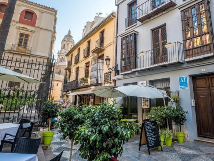 Hotel Apartamentos Picasso Suites Málaga - Bild 1
