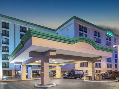 Hotel Hampton Inn by Hilton Los Angeles Airport - Bild 2