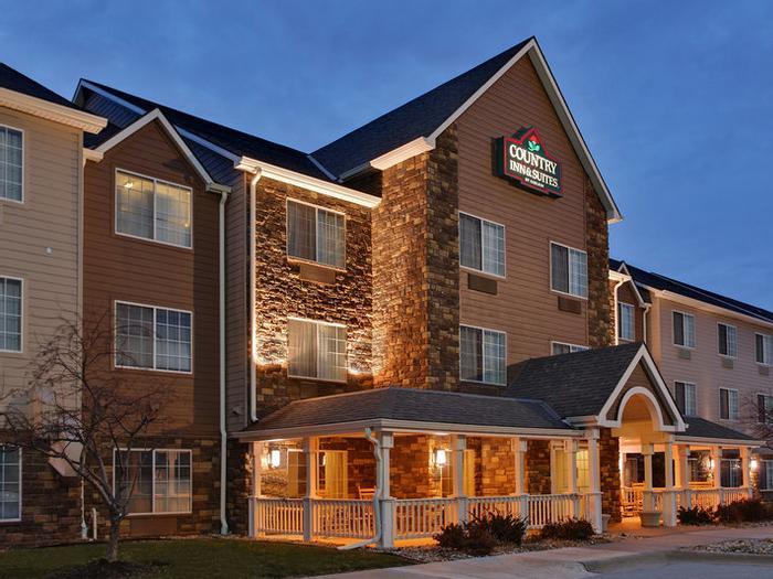 Hotel Country Inn & Suites by Radisson, Omaha Airport, IA - Bild 1