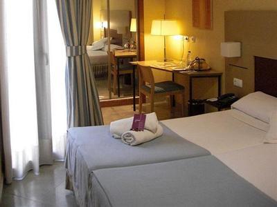 Hotel Dormirdcine Alicante - Bild 3