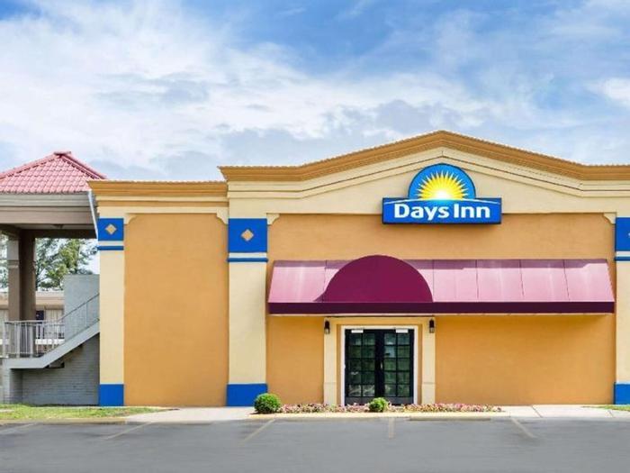 Hotel Days Inn by Wyndham Greensboro Airport - Bild 1