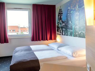 B&B HOTEL Nürnberg-City - Bild 2