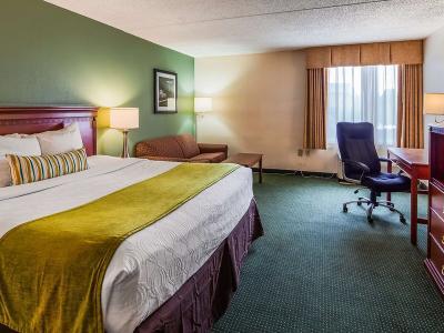 Hotel Best Western Plus Cedar Bluff Inn - Bild 5