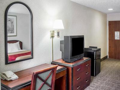 Hotel Country Inn & Suites by Radisson, Erie, PA - Bild 5