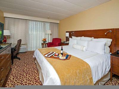 Ramada Plaza Fort Wayne Hotel and Conference Center - Bild 5