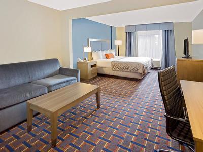 Hotel Wingate by Wyndham Arlington Heights - Bild 3