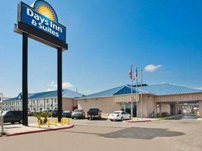 Hotel Days Inn & Suites by Wyndham Laredo - Bild 2