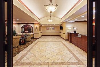 Holiday Inn Express & Suites Selma - Bild 1