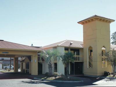 Hotel La Quinta Inn by Wyndham Savannah I-95 - Bild 3