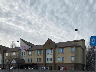 SureStay Plus Hotel by Best Western Coralville Iowa City - Bild 3