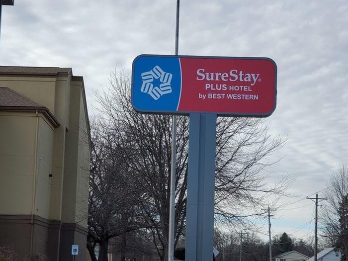 SureStay Plus Hotel by Best Western Coralville Iowa City - Bild 1