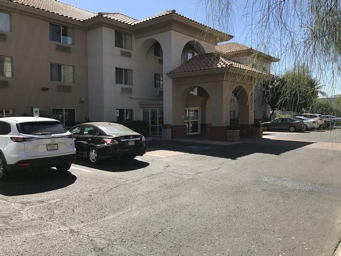 Hotel Holiday Inn Express & Suites Phoenix - Mesa West - Bild 1