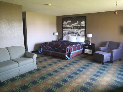 Hotel Super 8 by Wyndham Keokuk - Bild 4