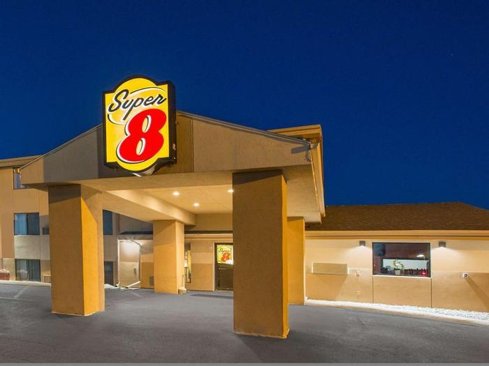 Hotel Super 8 by Wyndham Sioux City/Morningside Area - Bild 1