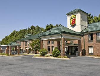 Hotel Super 8 by Wyndham Spartanburg/I-26 Exit 22 - Bild 1