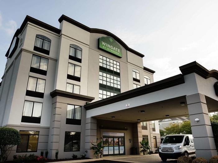 Hotel Spark by Hilton Greensboro - Bild 1