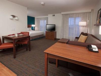 Hotel Residence Inn Des Moines West at Jordan Creek Town Center - Bild 4