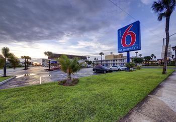 Hotel Motel 6 Cocoa Beach - Bild 2