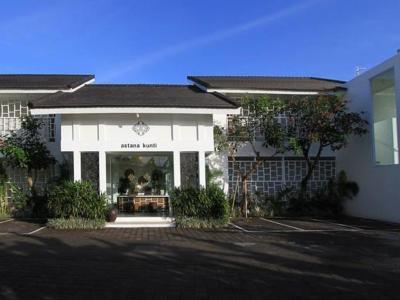 Hotel The Kanjeng Suites & Villas Seminyak - Bild 3