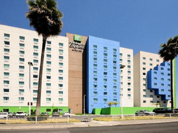 Holiday Inn Express & Suites Toluca Zona Aeropuerto - Bild 1
