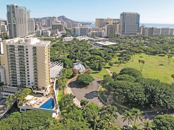 Luana Waikiki Hotel & Suites - Bild 1