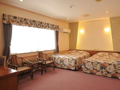 Crown Hotel Okinawa - Bild 4