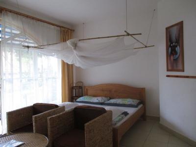 Hotel Buziga Shelter Lodge - Bild 5