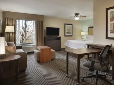 Hotel Homewood Suites by Hilton Kalamazoo-Portage - Bild 2