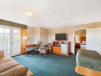 Hotel Ramada by Wyndham Flagstaff East - Bild 3