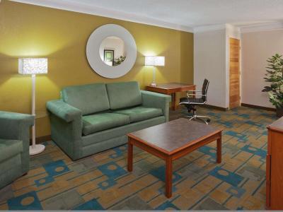 Hotel La Quinta Inn & Suites by Wyndham Houston Stafford Sugarland - Bild 2