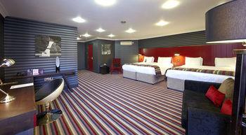 Village Hotel - Swindon - Bild 2