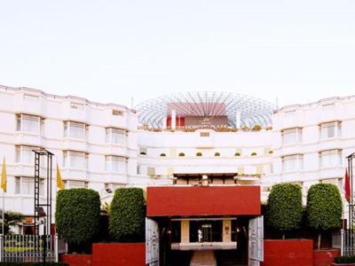 Hotel Howard Plaza The Fern, Agra - Bild 5
